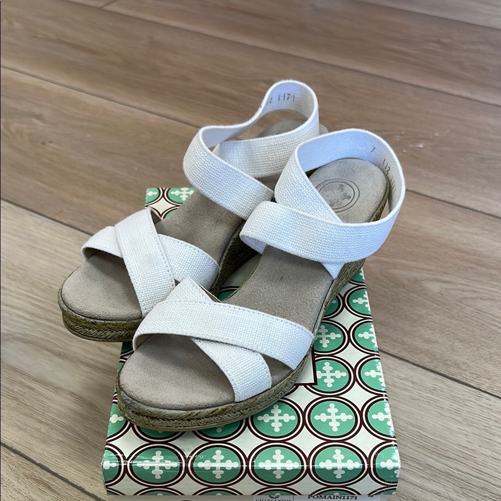 CHARLESTON SHOE CO. White elastic Canvas Espadrille Wedge Sandals women’s 11/42